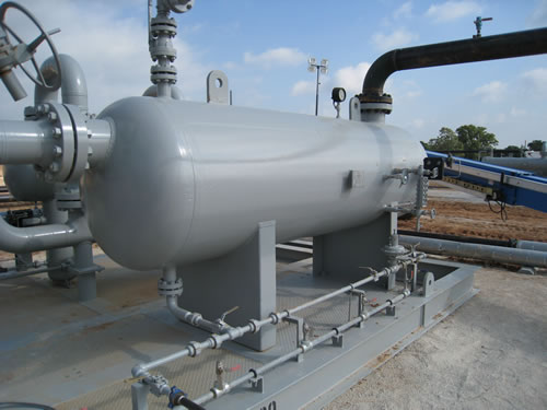 Flow meters help monitor flow at both the gas outlet and the produced water outlet, making them ideally suited for the oil industry.